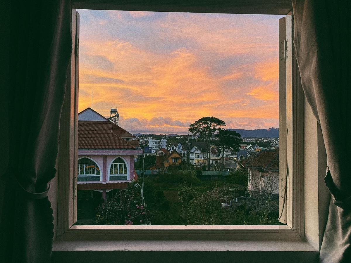 The Balcony Bnb Da Lat Exterior photo